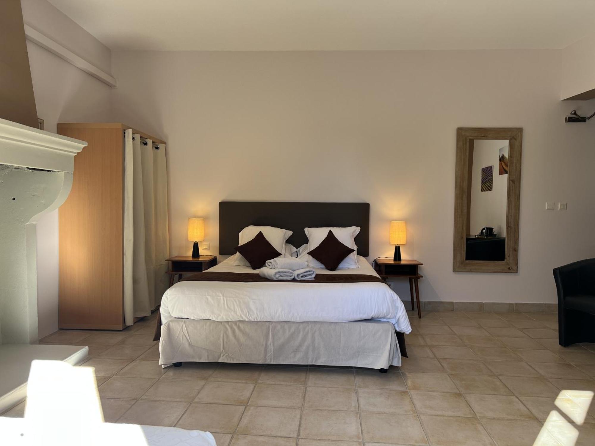 Le Clos De La Tuiliere Grignan Dış mekan fotoğraf